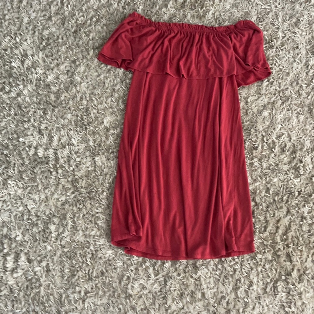 Red Abercrombie off the shoulder sun dress
